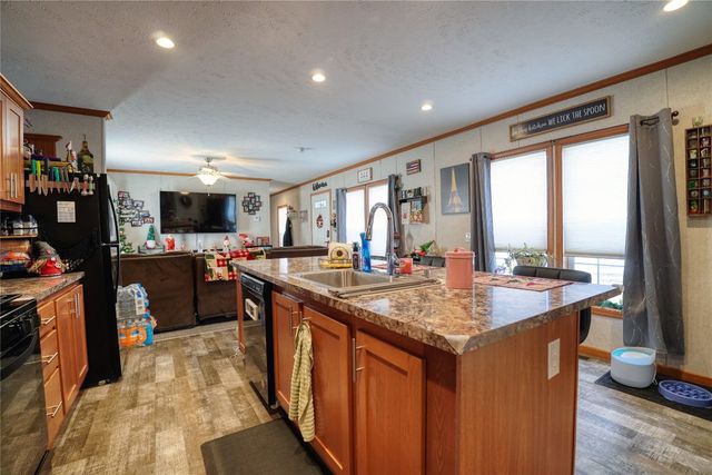 15 DIANE Court, Mckean, PA 16426