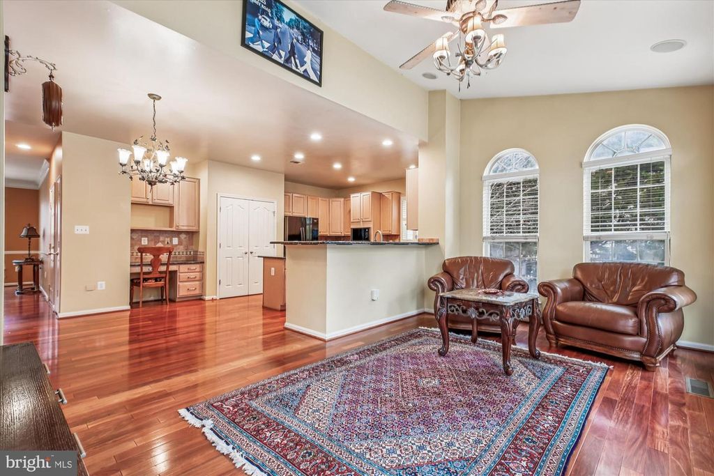 Image 18 of property listing at 14212 SCHAEFFER RD, Germantown, MD 20874