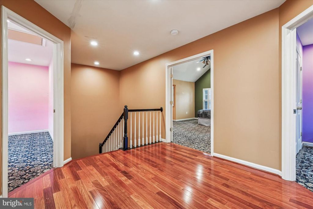 Image 28 of property listing at 14212 SCHAEFFER RD, Germantown, MD 20874