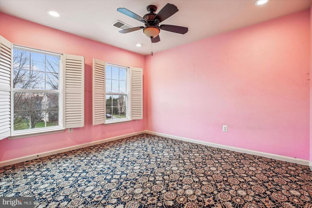 Image 42 of property listing at 14212 SCHAEFFER RD, Germantown, MD 20874