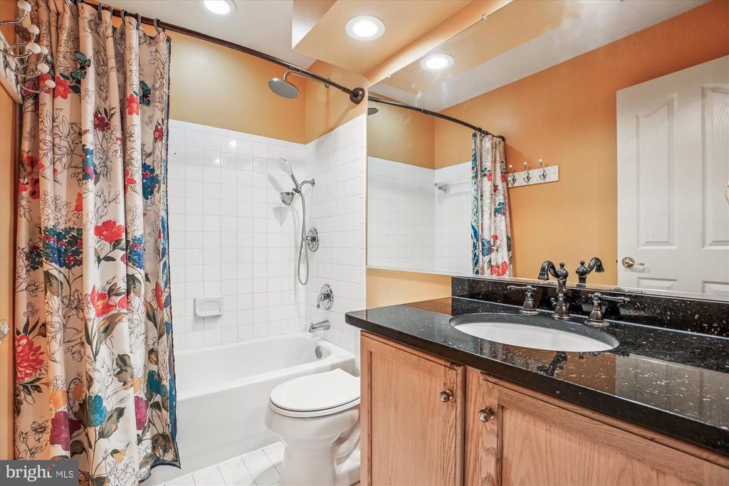 Image 43 of property listing at 14212 SCHAEFFER RD, Germantown, MD 20874