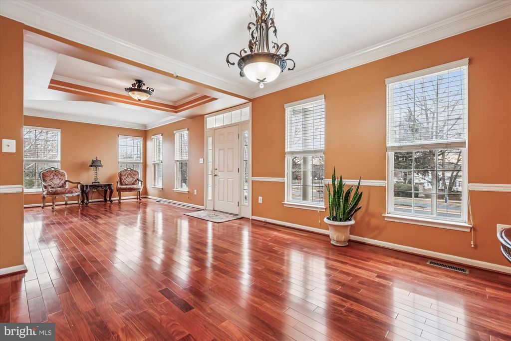 Image 6 of property listing at 14212 SCHAEFFER RD, Germantown, MD 20874