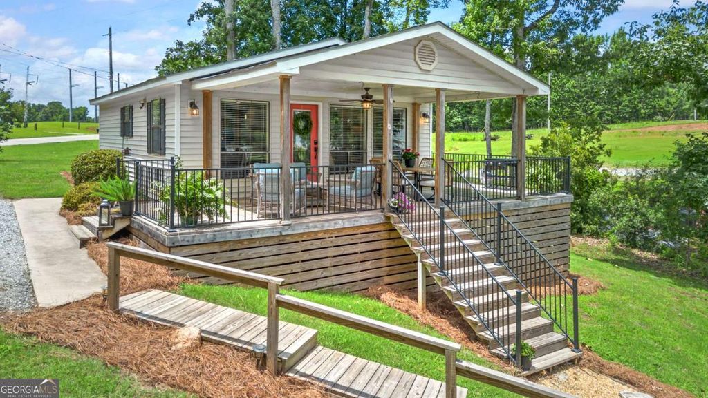 163 Spurgeon Drive SE, Milledgeville, GA 31061