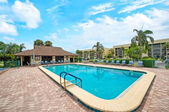 6124 43RD STREET W 208A, Bradenton, FL 34210