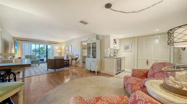 6124 43RD STREET W 208A, Bradenton, FL 34210