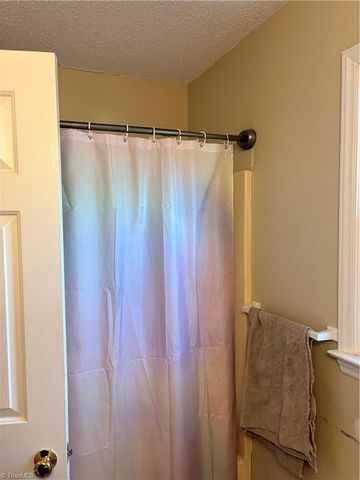 254 Winfield Drive, King, NC 27021