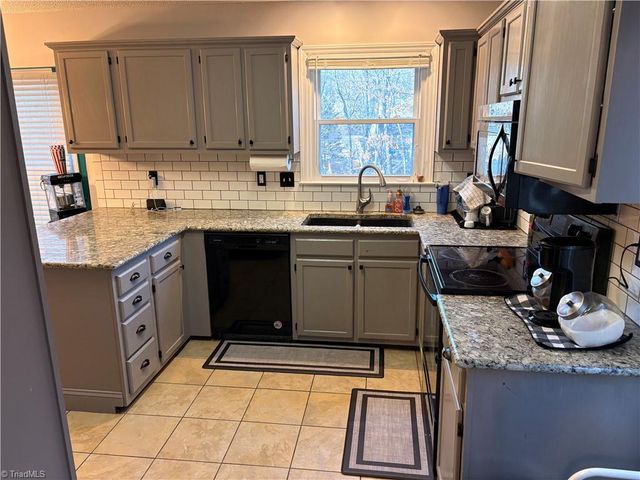 254 Winfield Drive, King, NC 27021