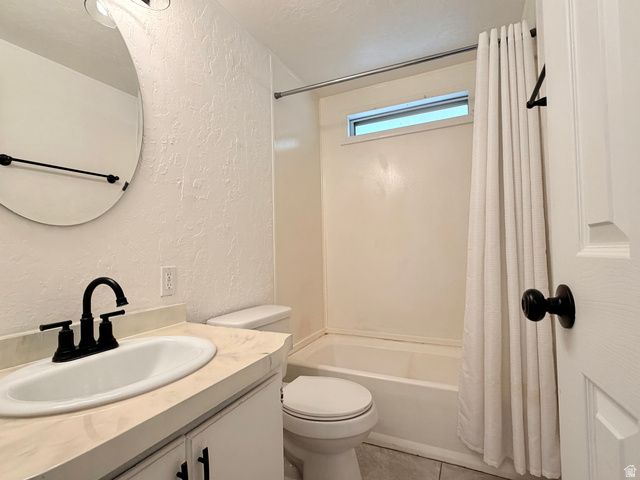 820 W BIG MOUNTAIN DR, Taylorsville, UT 84123