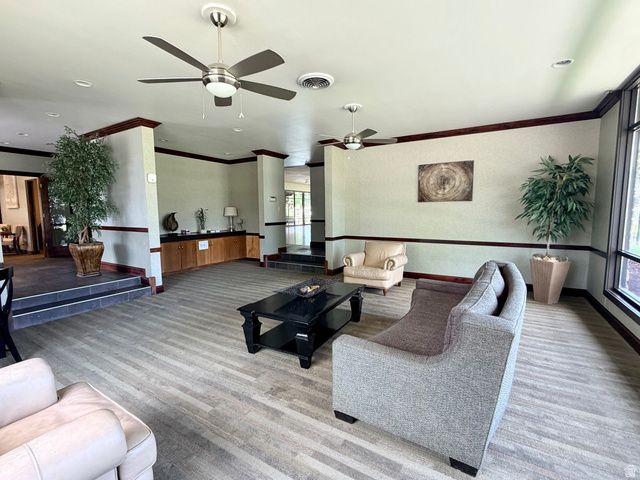 820 W BIG MOUNTAIN DR, Taylorsville, UT 84123