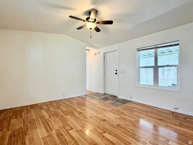 820 W BIG MOUNTAIN DR, Taylorsville, UT 84123