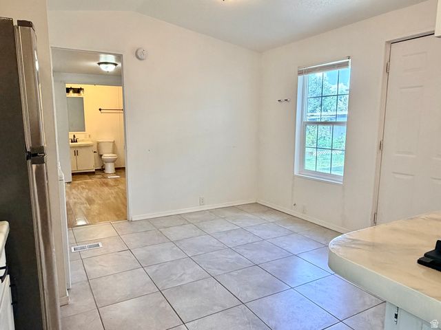 820 W BIG MOUNTAIN DR, Taylorsville, UT 84123
