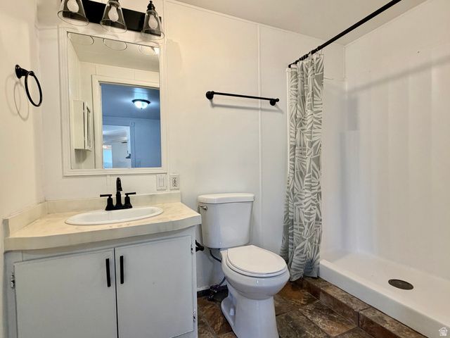 820 W BIG MOUNTAIN DR, Taylorsville, UT 84123