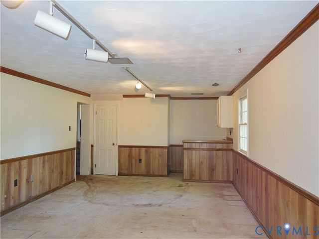 8218 Overbury Rd, Henrico, VA 23227