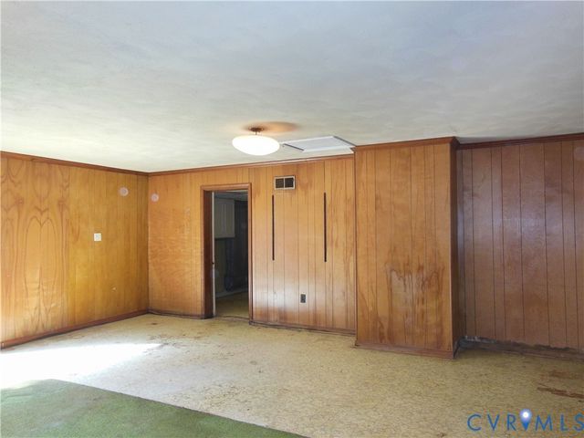 8218 Overbury Rd, Henrico, VA 23227