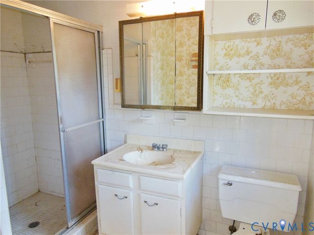 8218 Overbury Rd, Henrico, VA 23227