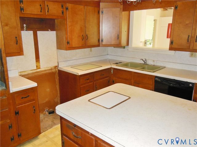 8218 Overbury Rd, Henrico, VA 23227