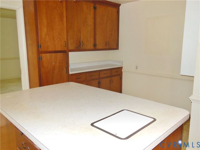 8218 Overbury Rd, Henrico, VA 23227