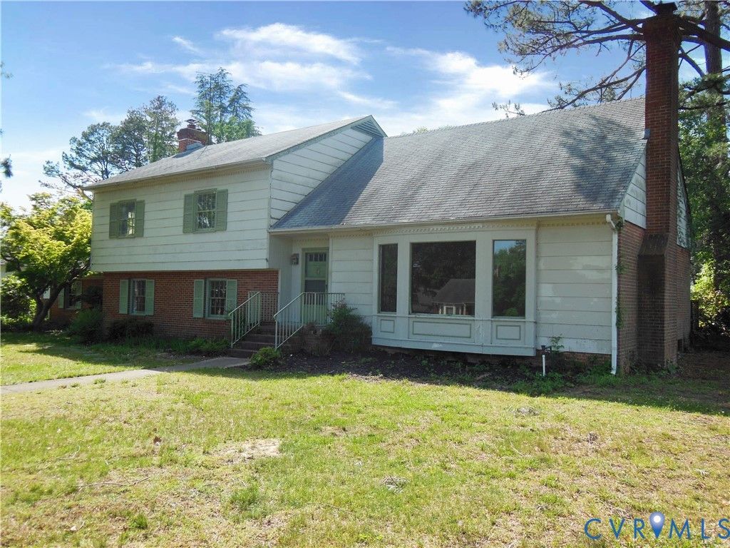 8218 Overbury Rd, Henrico, VA 23227