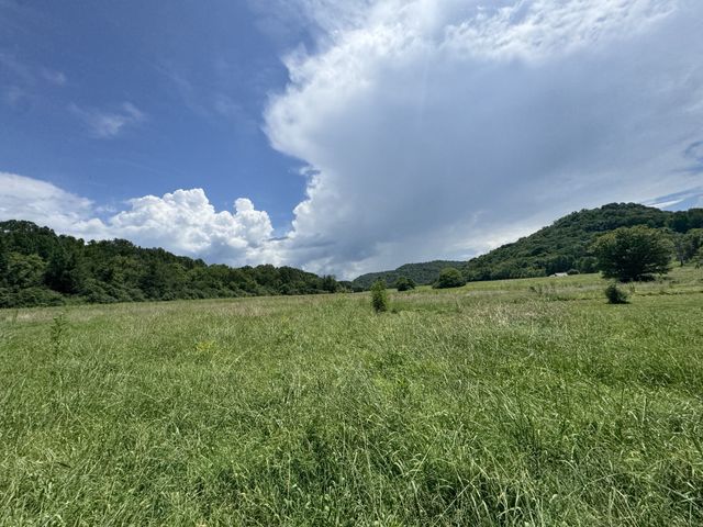 3473 N Grundy Quarles Hwy, Gainesboro, TN 38562