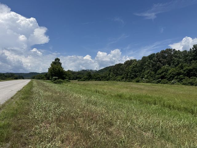 3473 N Grundy Quarles Hwy, Gainesboro, TN 38562