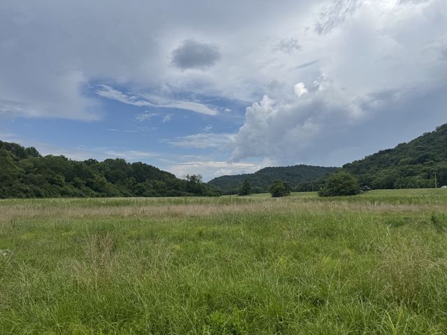 3473 N Grundy Quarles Hwy, Gainesboro, TN 38562