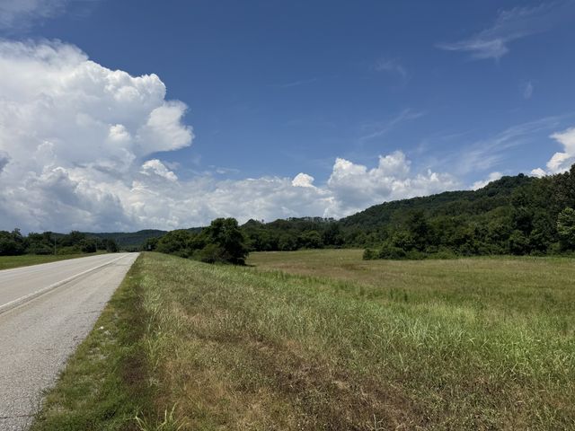 3473 N Grundy Quarles Hwy, Gainesboro, TN 38562