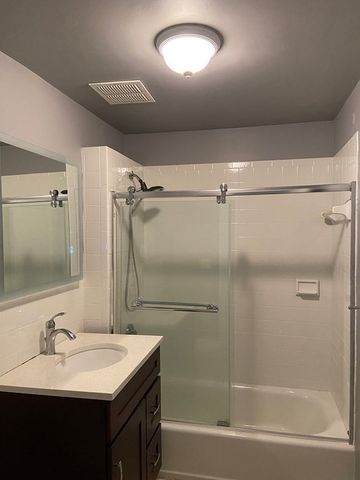 466 Commonwealth Ave 503, Boston, MA 02215