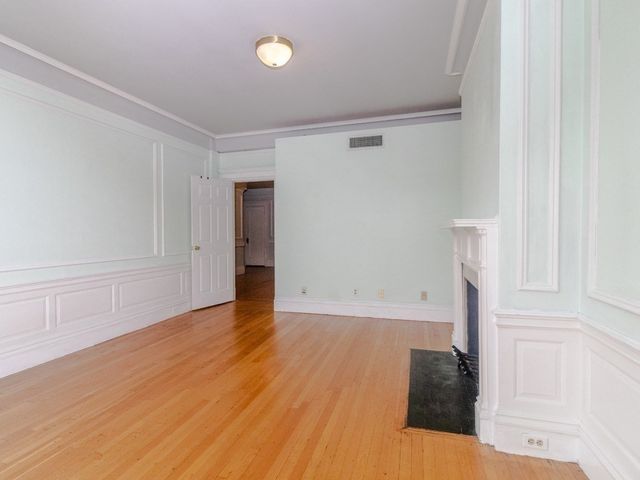 466 Commonwealth Ave 503, Boston, MA 02215