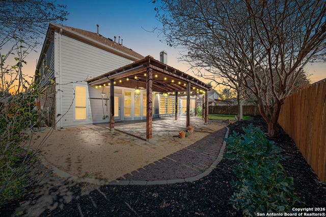 1737 Oak Wind, New Braunfels, TX 78132