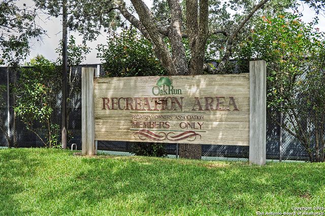 1737 Oak Wind, New Braunfels, TX 78132