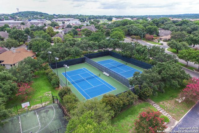 1737 Oak Wind, New Braunfels, TX 78132