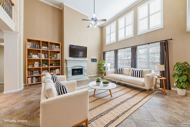 1737 Oak Wind, New Braunfels, TX 78132