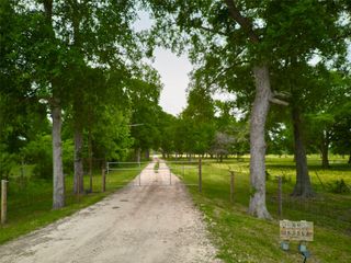 19319 Fm 442 Road, Needville, TX 77461