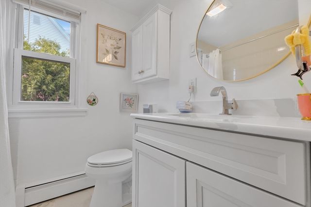 24 Herbert St, Longmeadow, MA 01106