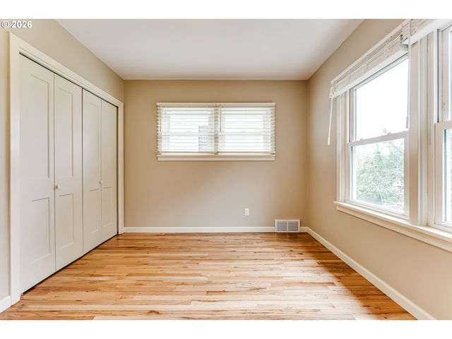 180 W 23RD Ave, Eugene, OR 97405