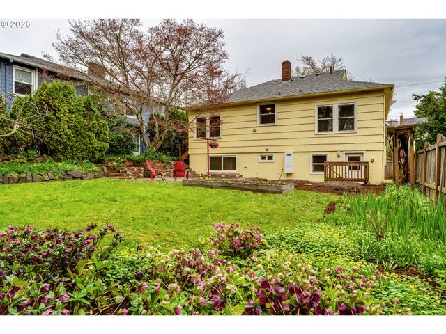 180 W 23RD Ave, Eugene, OR 97405