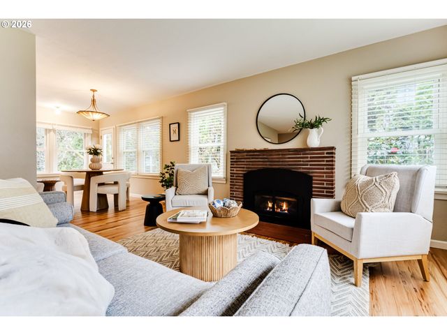 180 W 23RD Ave, Eugene, OR 97405