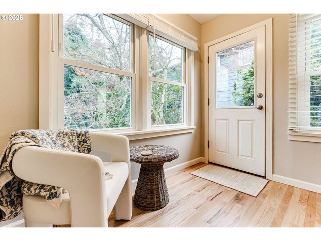 180 W 23RD Ave, Eugene, OR 97405