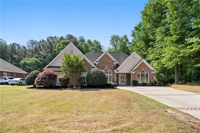 681 Templeton Drive, Loganville, GA 30052