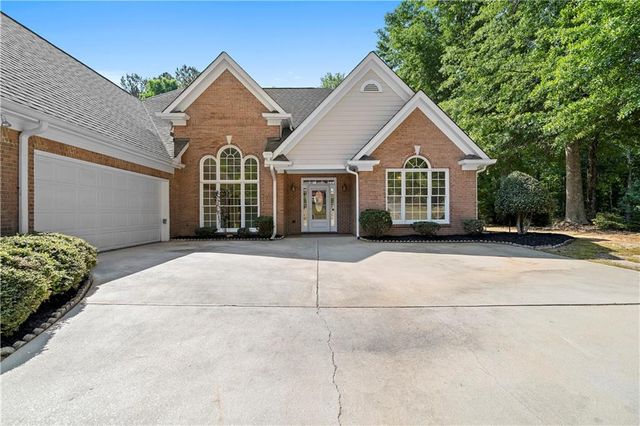 681 Templeton Drive, Loganville, GA 30052