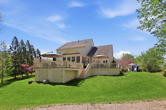 4590 SPRING RUN RD, Warrenton, VA 20187