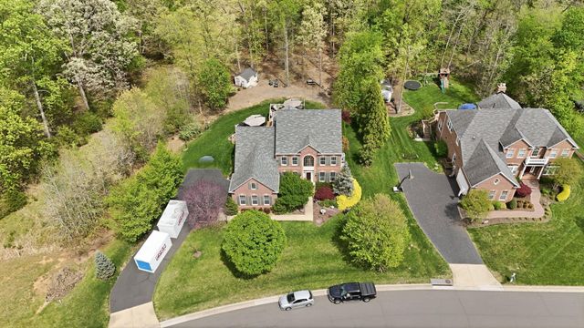 4590 SPRING RUN RD, Warrenton, VA 20187