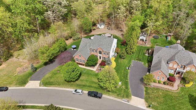 4590 SPRING RUN RD, Warrenton, VA 20187