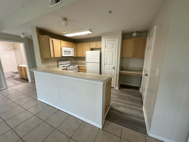 2025 ERVING CIRCLE 306, Ocoee, FL 34761