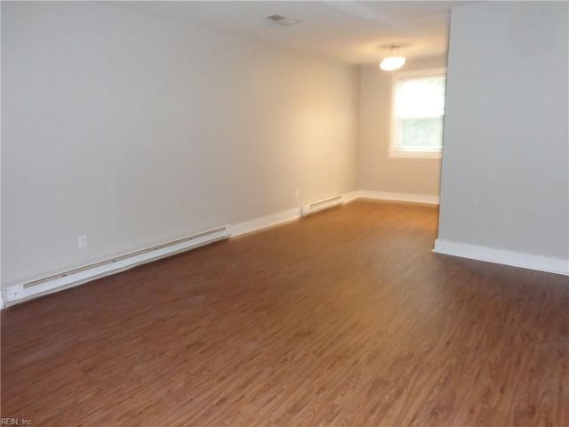 307 W Little Creek Rd Apt B, Norfolk, VA 23505