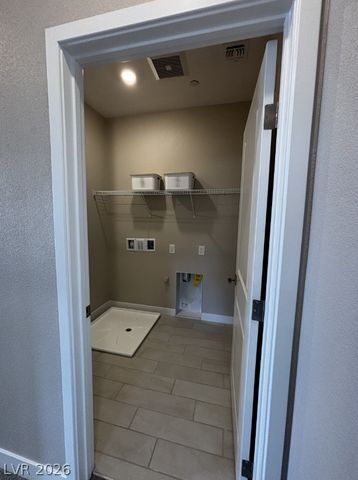 384 Rockspray Lane, Las Vegas, NV 89138