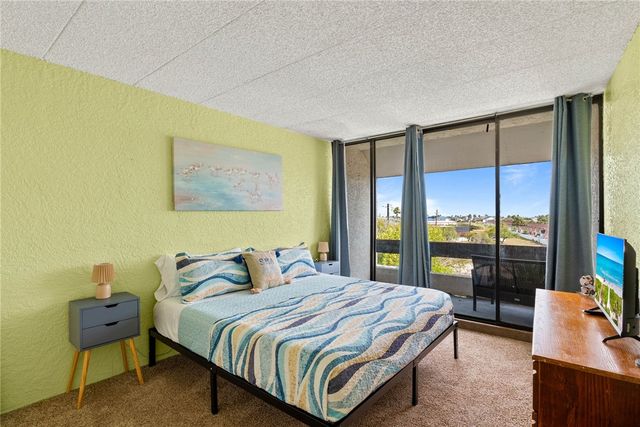 14401 Commodores Dr 201, Corpus Christi, TX 78418