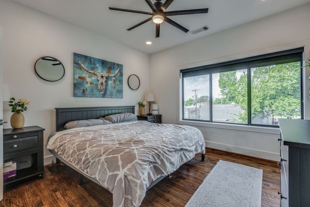 5602 Lindell Avenue D, Dallas, TX 75206