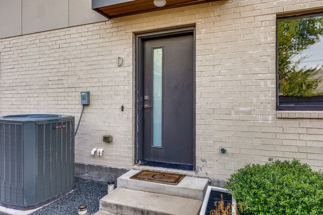 5602 Lindell Avenue D, Dallas, TX 75206