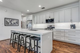 5602 Lindell Avenue D, Dallas, TX 75206